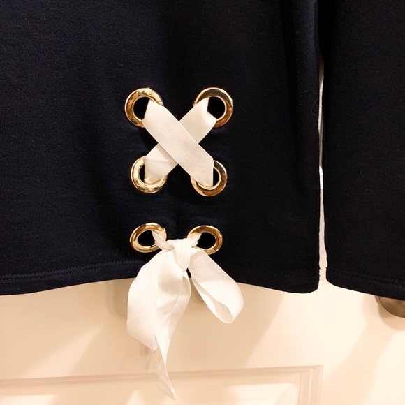 Tommy Hilfiger Long Sleeve Tee with Tie Side - Picture 3 of 6